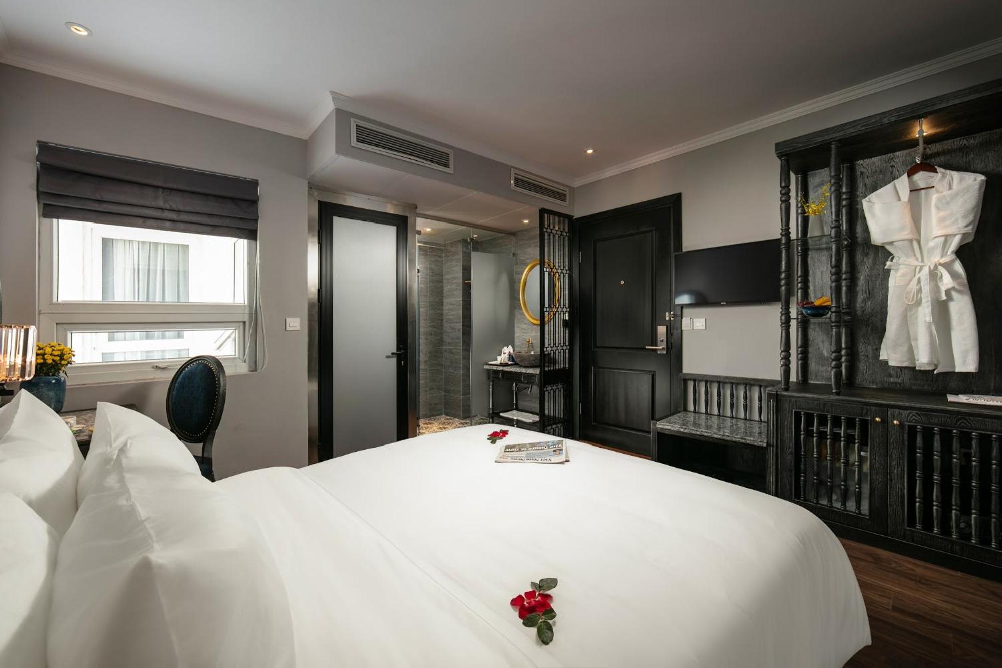 Và Shining Khách sạn Hà Nội